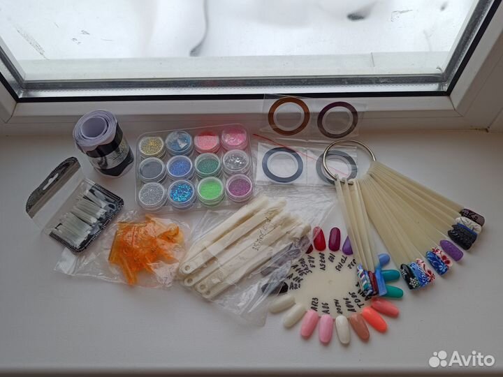 Для наращивания и дизайна ногтей