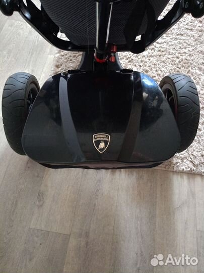 Трехколесный велосипед Lamborghini