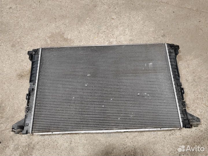 Радиатор основной Volkswagen Touareg 3 2019