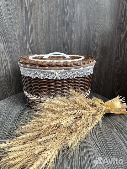 Хлебница плетеная