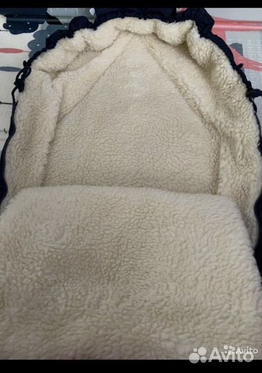 Меховой конветр в коляску на овчине