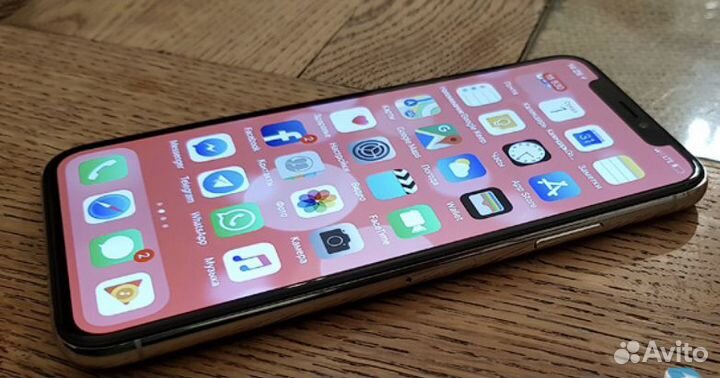 iPhone X, 64 ГБ