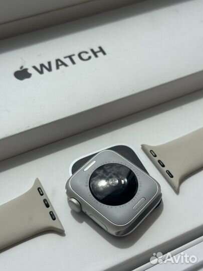 Часы apple watch se 2 40 mm 2024