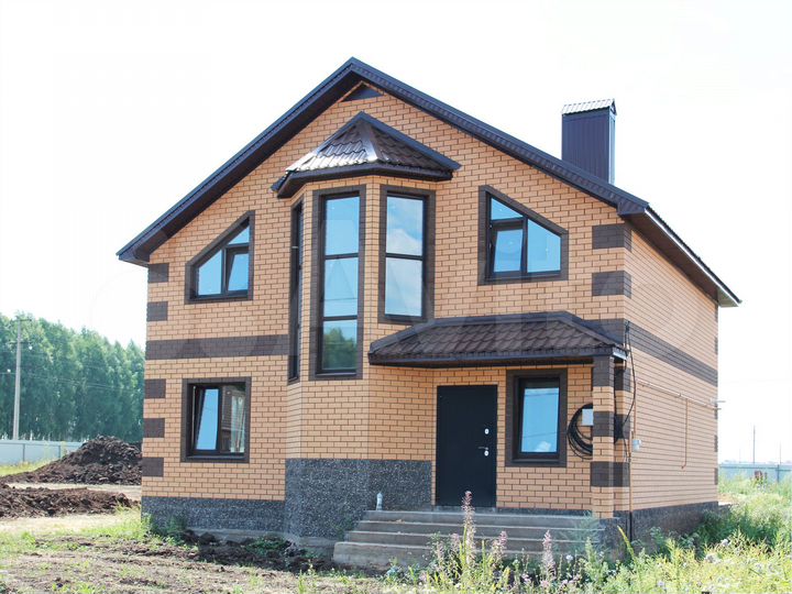 Дом 168 м² на участке 6 сот.