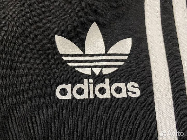 Спортивный костюм Adidas