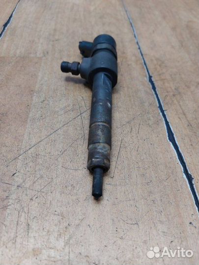 Топливная форсунка Opel Zafira B Z19DT 2006