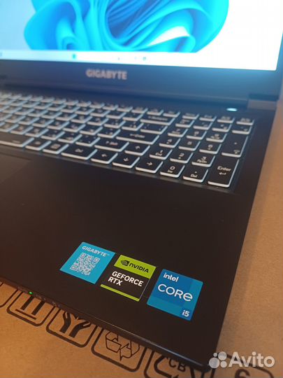 Игровой ноутбук 15.6 gigabyte RTX 4060