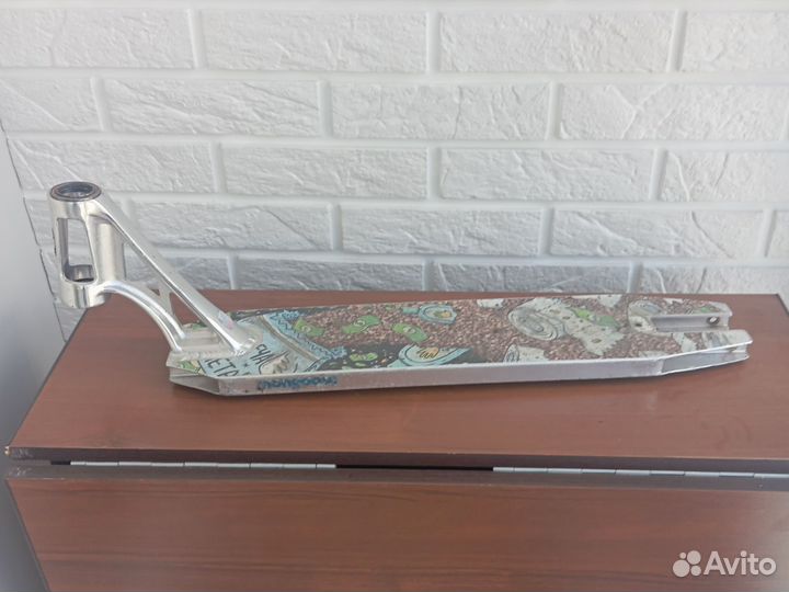 Дека для трюкового самоката