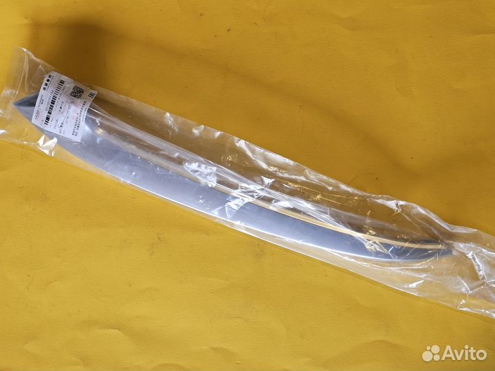 Молдинг левой фары Chery Arrizo 8 2022