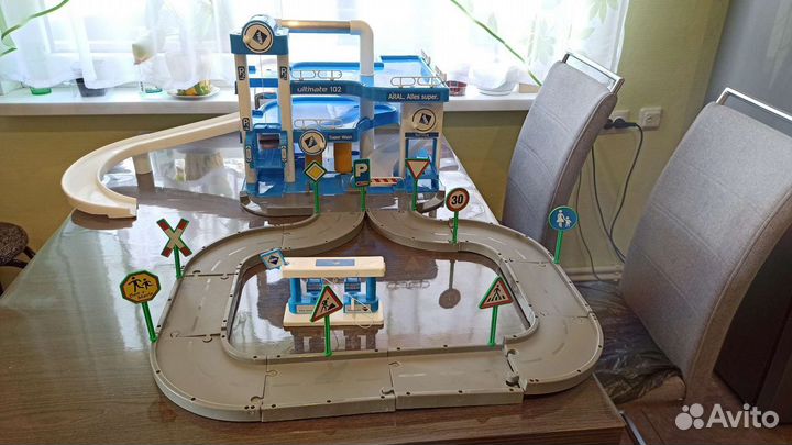 Парковка для машинок