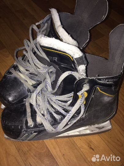 Коньки хоккейные