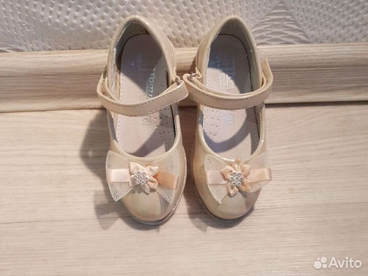 Туфли для девочки 23 размер