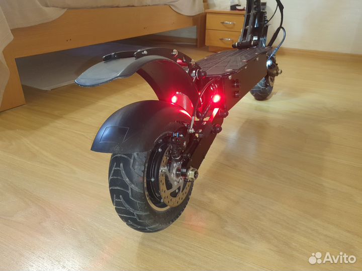 Дурной самокат White Siberia Nerpa