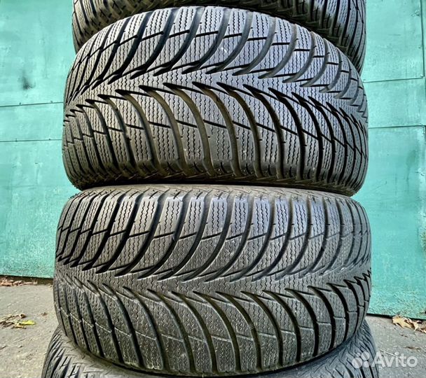 Goodyear UltraGrip Ice+ 215/55 R17 92T