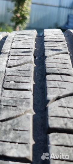 R16 Pirelli Scorpion Verde All Season 215/65, PCD 5x139.7 DIA 98