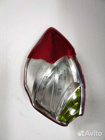 Фонарь задний правый kia ceed