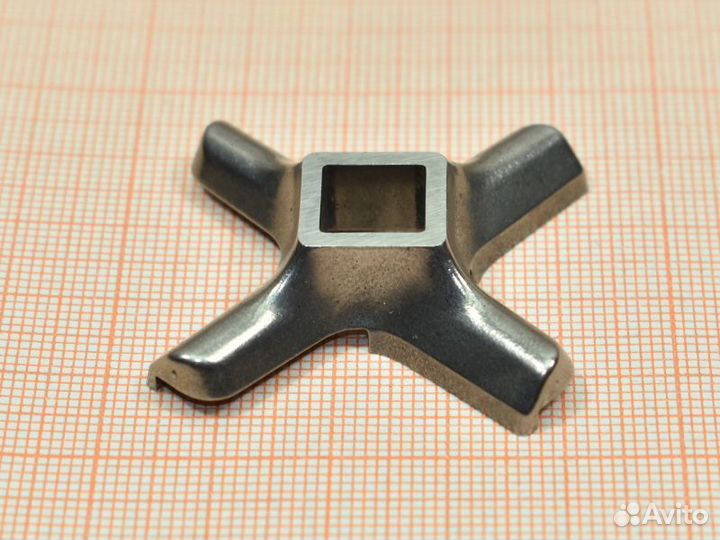 Нож для мясорубки Bosch, отверстие-квадрат 9 мм