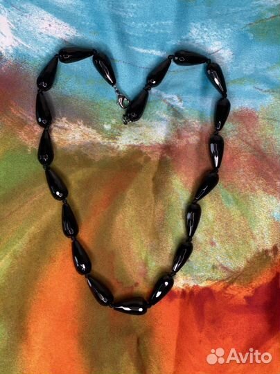 Агатовые бусы