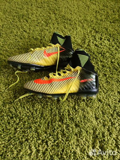 Футбольные бутсы 34 размер