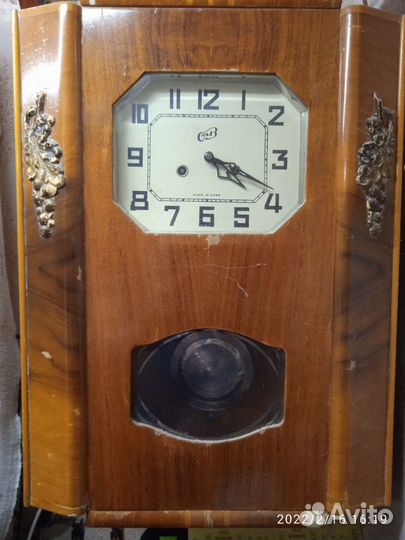 Продаю часы