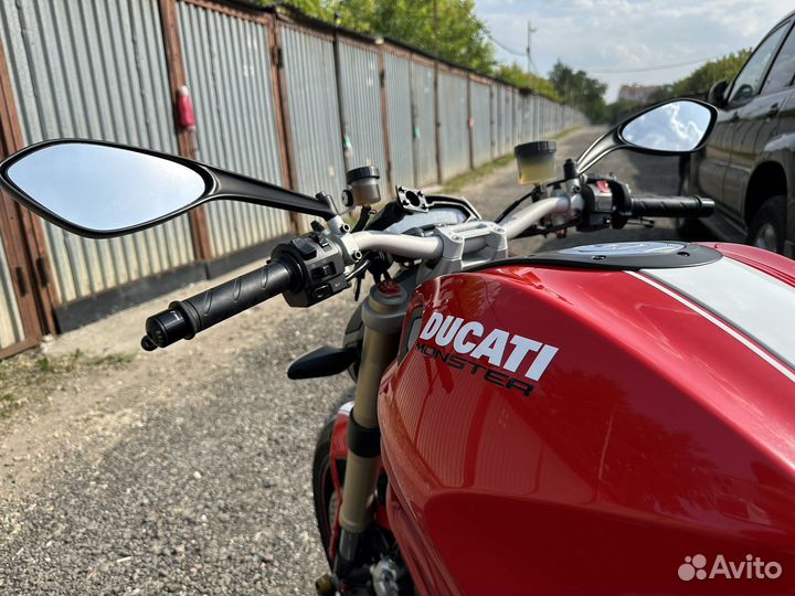 Ducati monster 1100 EVO