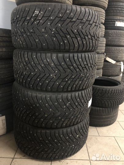 Nokian Tyres Hakkapeliitta 8 SUV 275/40 R20