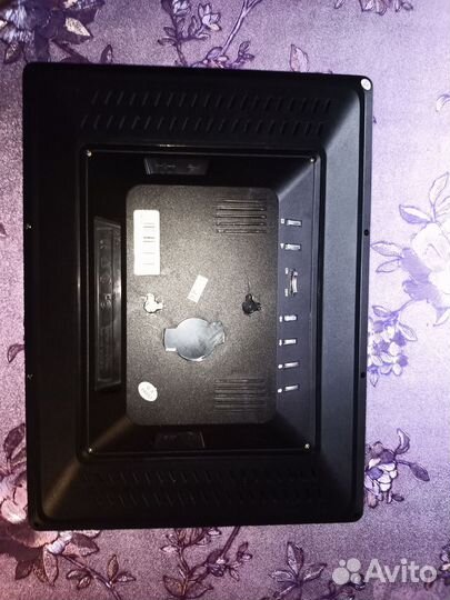 Цифровая фоторамка 10