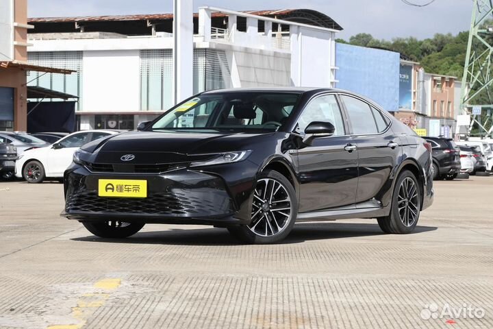 Toyota Camry 2.5 CVT, 2024