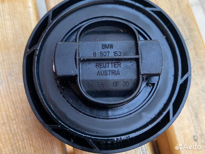 Крышка маслозаливной горловины bmw