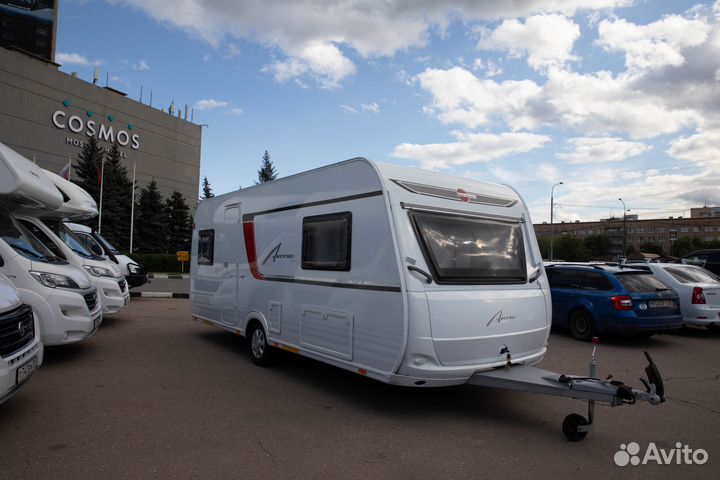 Прицеп-дача Buerstner Averso, 2022