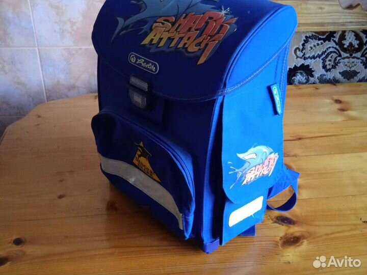 Рюкзак школьный