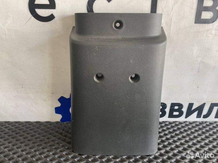 Кожух рулевой колонки Volvo FH5 82219174