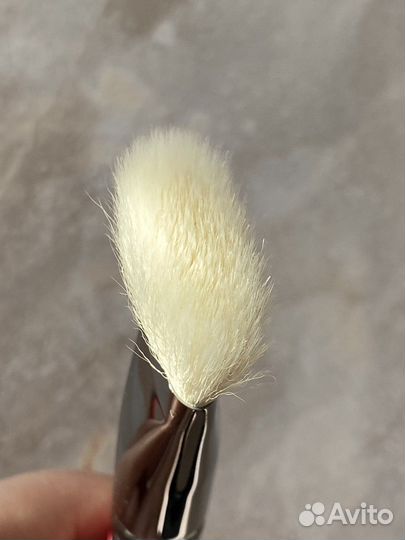 Две кисти Zoeva 322 для бровей и 109 для лица