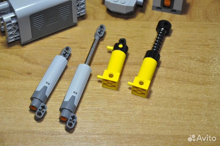 Lego электрика и пневматика