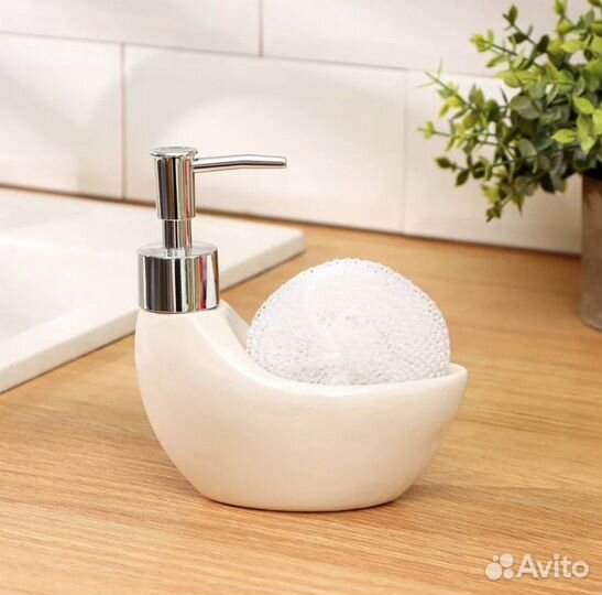 Дозатор для жидкого мыла моющего средства