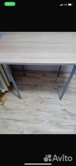 Продам кухонный стол