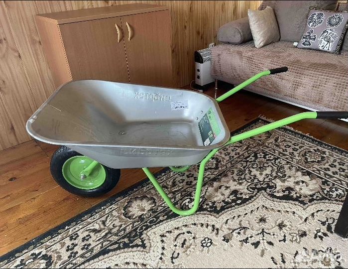 Садовая тележка тачка