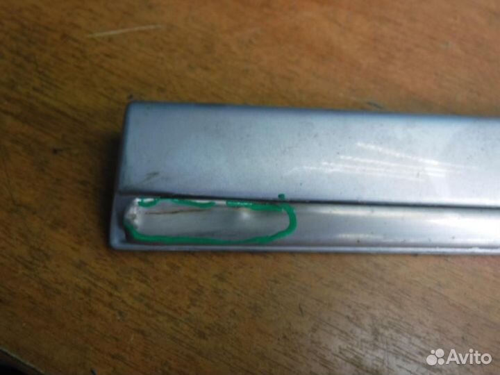 Молдинг передней правой двери Mercedes W220 S Class