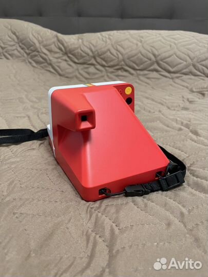 Polaroid now красный + чехол