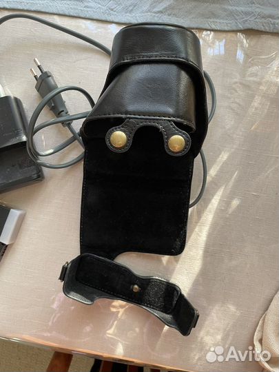 Беззеркальная камера canon eos m200