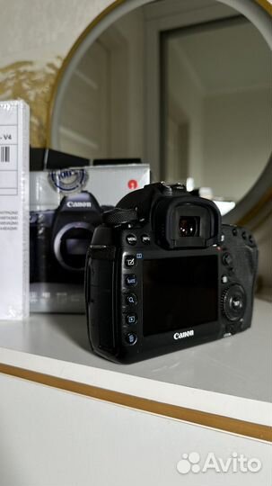 Canon 5D mark 4