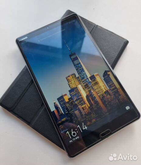 Huawei MediaPad M5 4/64 GB LTE + Стекло и Чехол