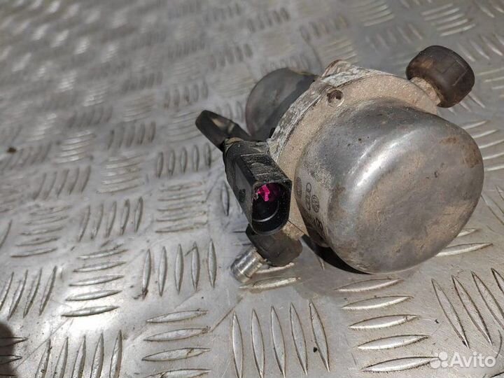 Вакуумный насос Volkswagen Passat B5+ 1.8