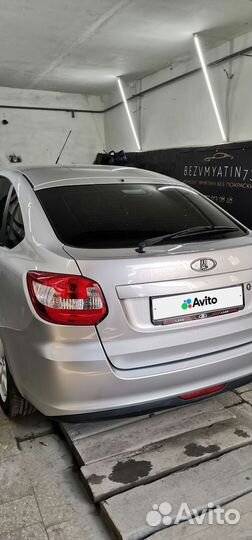 LADA Granta 1.6 МТ, 2015, 133 000 км