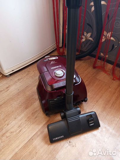 Пылесос Samsung 1600w