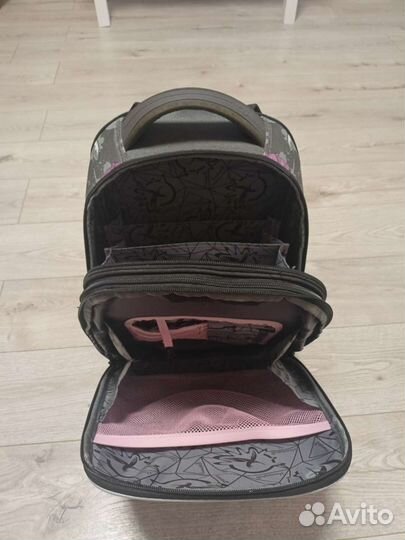 Школьный рюкзак