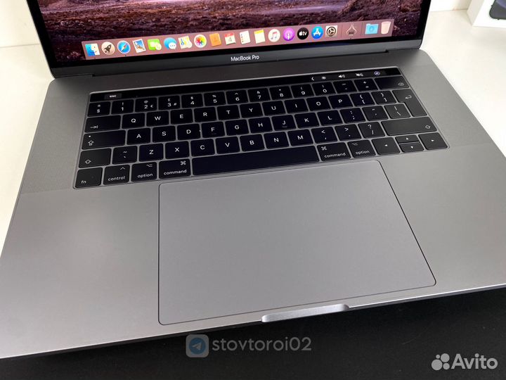 MacBook Pro 15 2017 16/512 гб