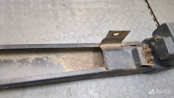 Бампер задний Jeep Wrangler, 2003