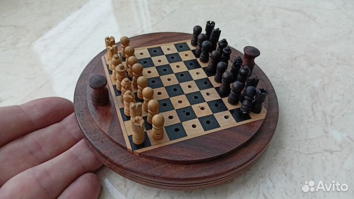 Сувенирные мини шахматы (дерево)