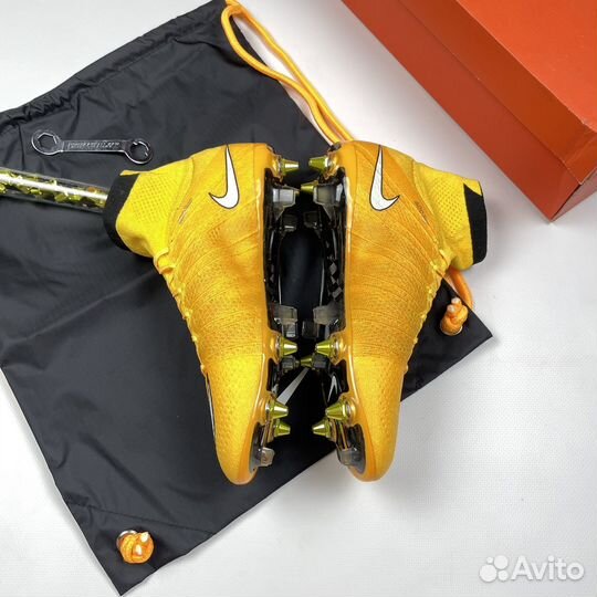 Бутсы Nike Mercurial Superfly SG-PRO Laser Orange